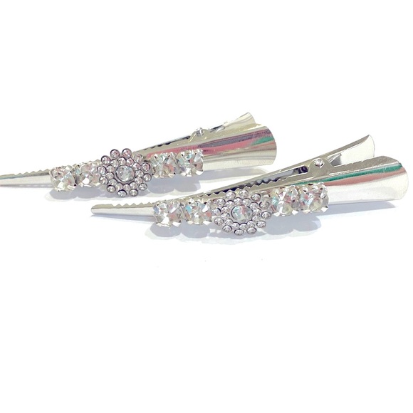 Updo Hair Clips Bobby Pins 4 Piece Set Silver Tone Rhinestones - Picture 2 of 7